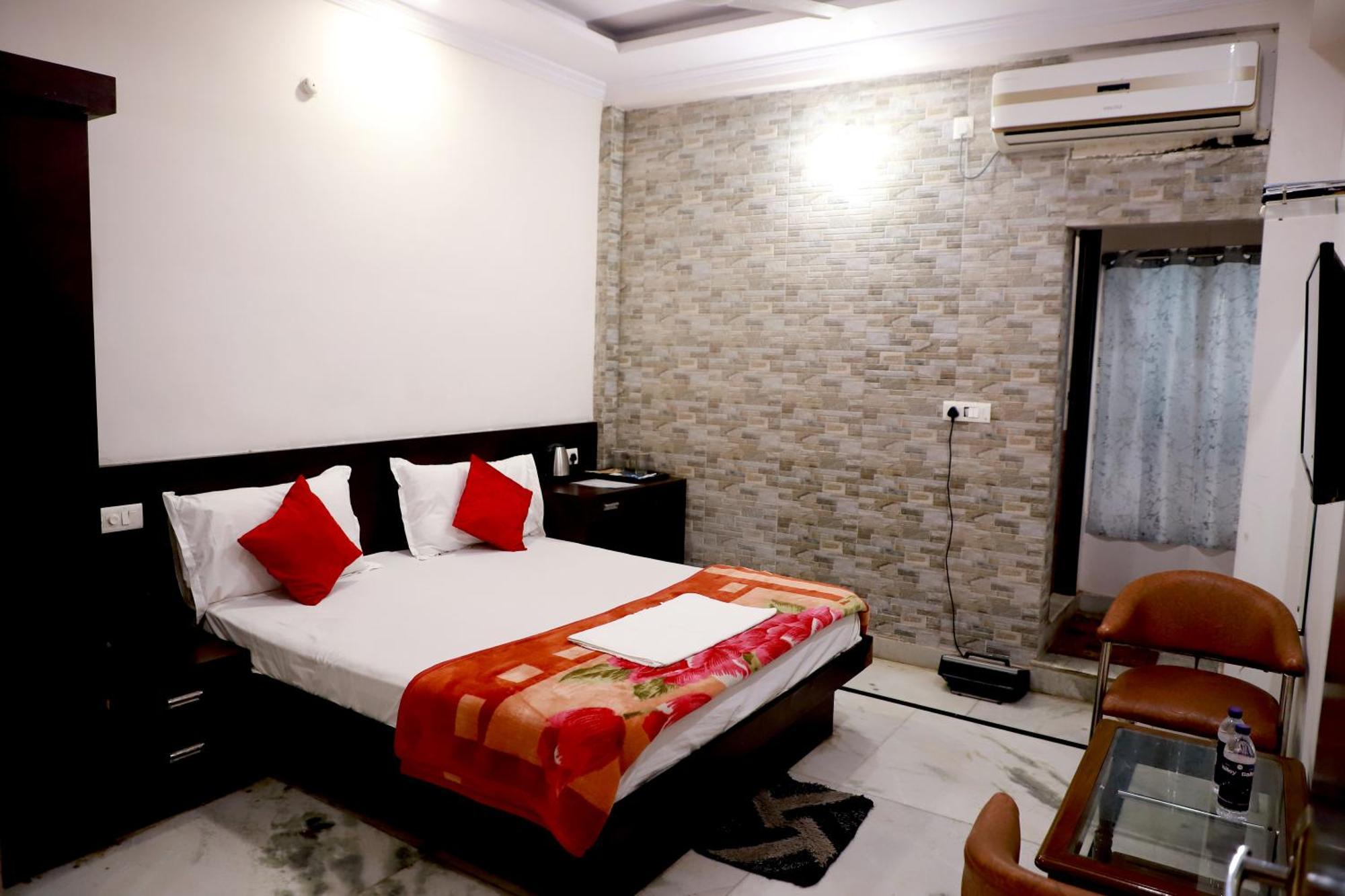Hotel River View Khagaria Екстериор снимка