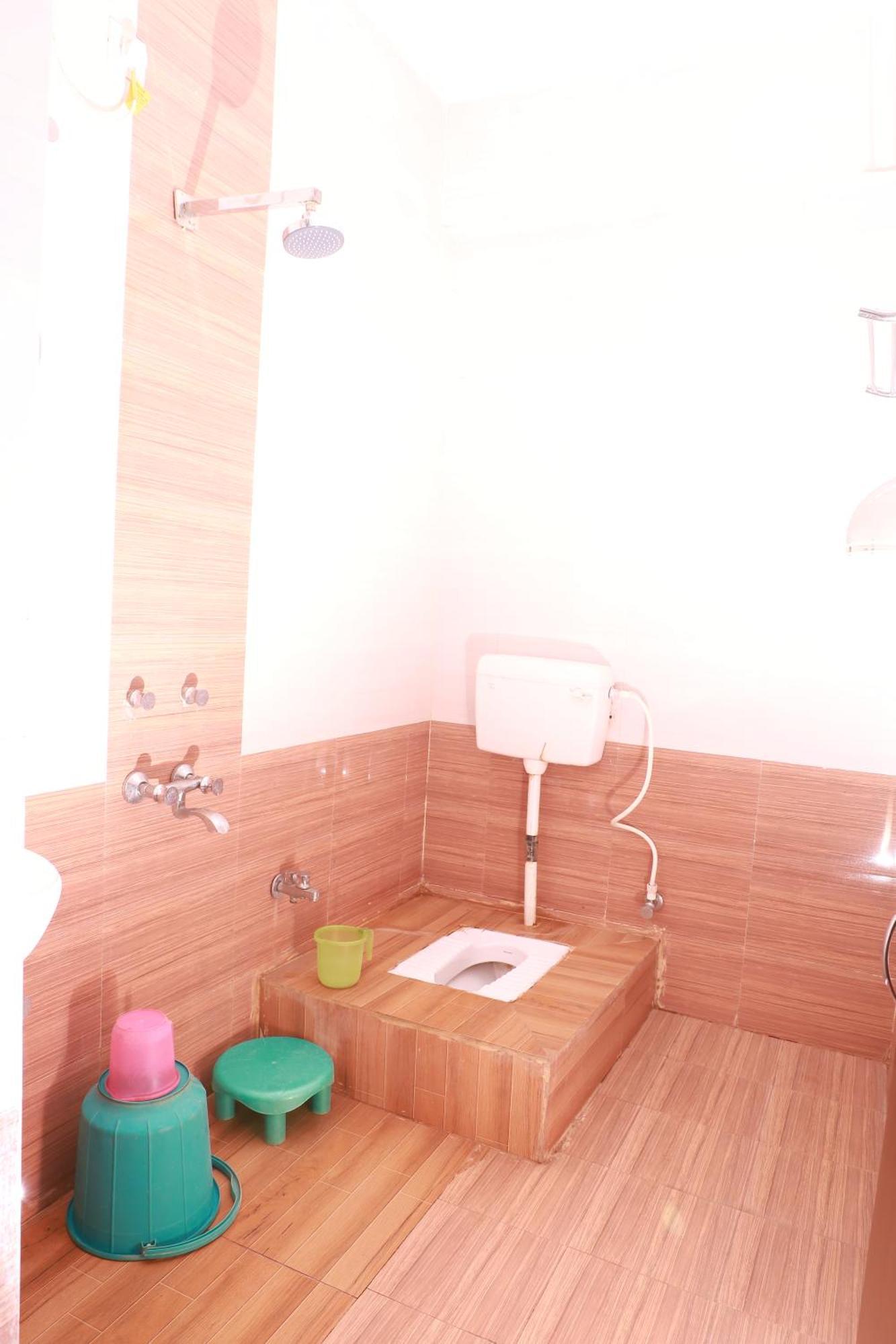 Hotel River View Khagaria Екстериор снимка
