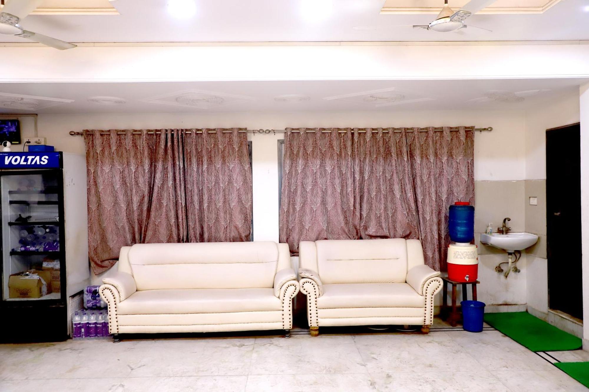 Hotel River View Khagaria Екстериор снимка
